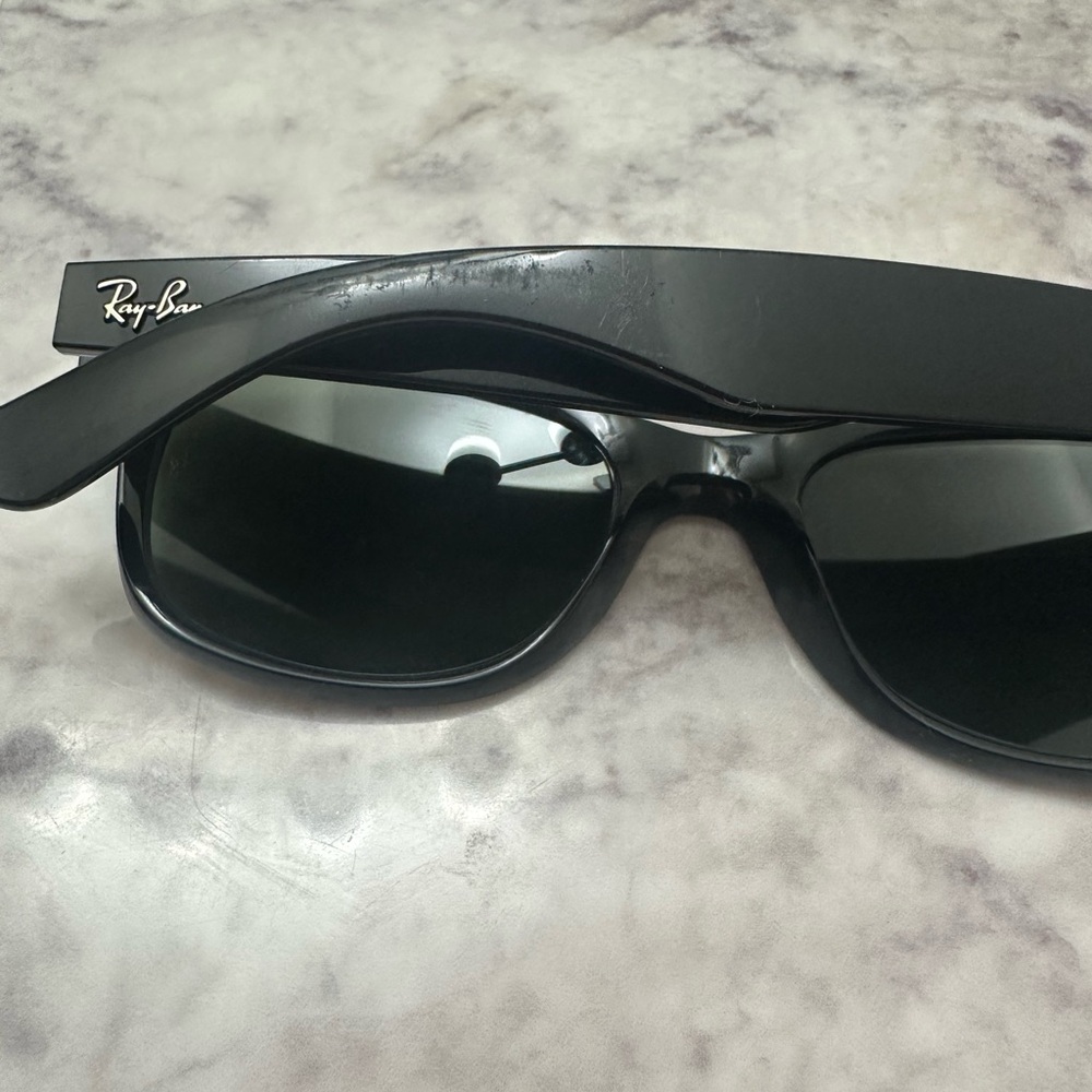 RayBan Black New Wayfarer Sunglasses - Picture 11 of 11